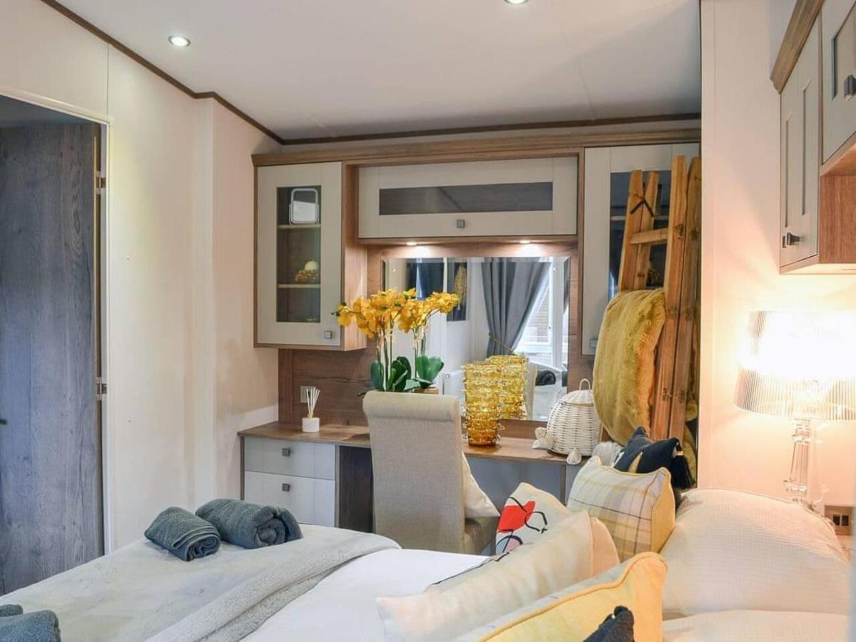 Luxury Boutique Style Lodge With Hot Tub Bridlington Exteriér fotografie
