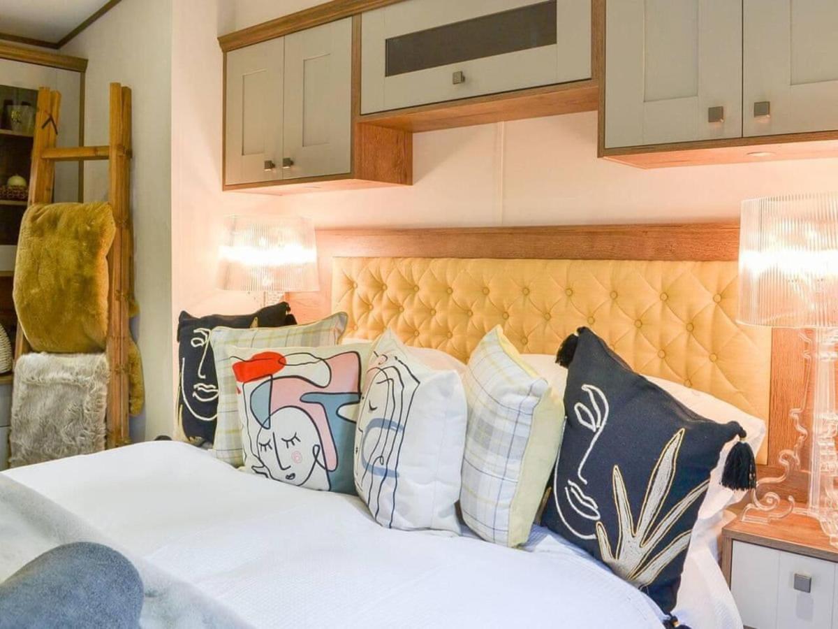 Luxury Boutique Style Lodge With Hot Tub Bridlington Exteriér fotografie