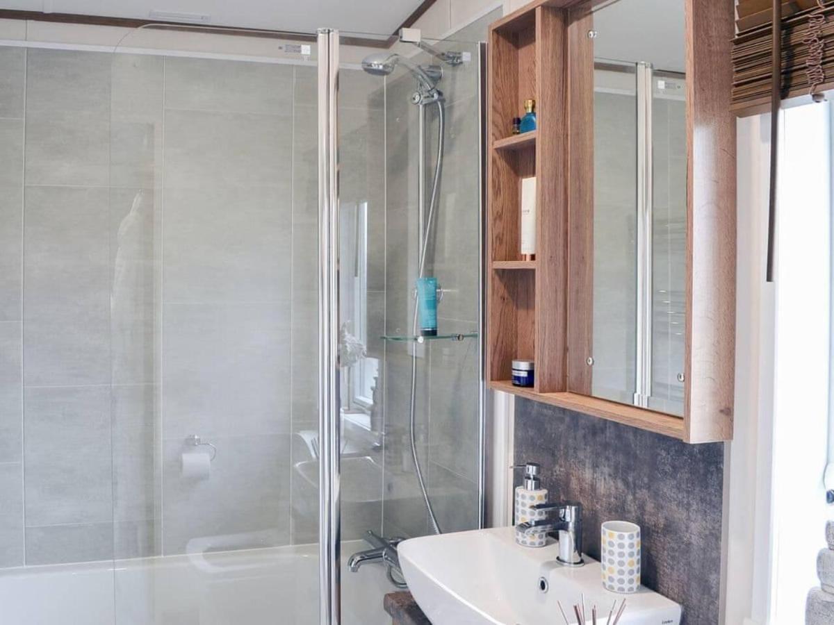 Luxury Boutique Style Lodge With Hot Tub Bridlington Exteriér fotografie