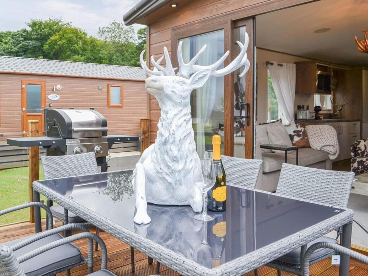 Luxury Boutique Style Lodge With Hot Tub Bridlington Exteriér fotografie