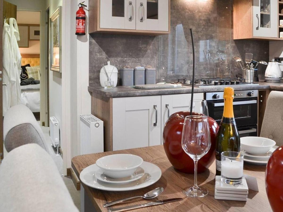 Luxury Boutique Style Lodge With Hot Tub Bridlington Exteriér fotografie
