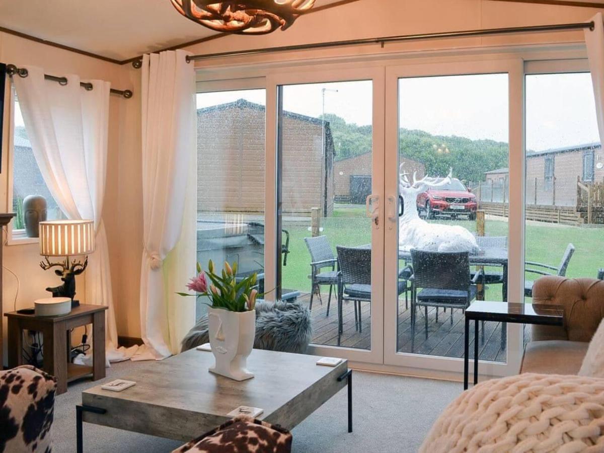 Luxury Boutique Style Lodge With Hot Tub Bridlington Exteriér fotografie